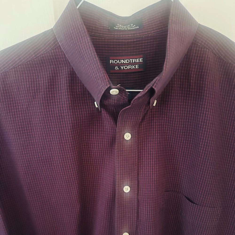 Roundtree & Yorke Men's Deep Purple Button Down Shirt